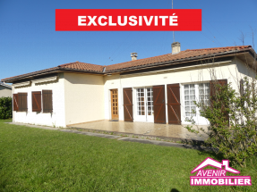 Location à l’année, d’une maison meublée, de type T4 avec 3 chambres au centre-ville de Le Porge.