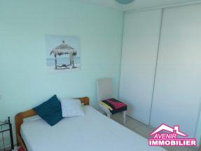 Chambre 3 de la maison à vendre, avec 3 chambres et garage dans un secteur proche du lac et du centre