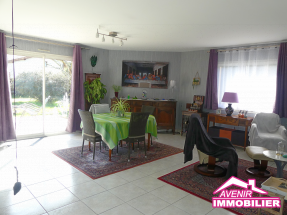 Grand séjour lumineux – maison à vendre Le Porge