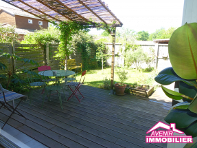 Jardin sur parcelle de 313 m² – maison familiale à Lacanau