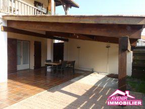 Terrasse plein soleil 150 m², moments en famille – appartement Le Porge