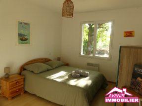 Chambre confortable, vue jardin, maison à Le Porge