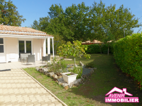Maison à vendre à Lacanau avec jardin et garage