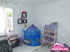 Chambre lumineuse idéale pour enfant ou bureau – maison Le Porge