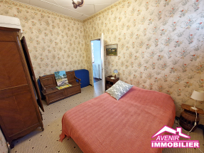 Deuxième chambre confortable de maison à vendre à Lacanau, idéale pour invités