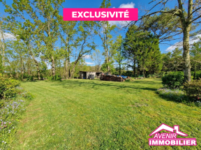 Terrain constructible hors lotissement à Lacanau.